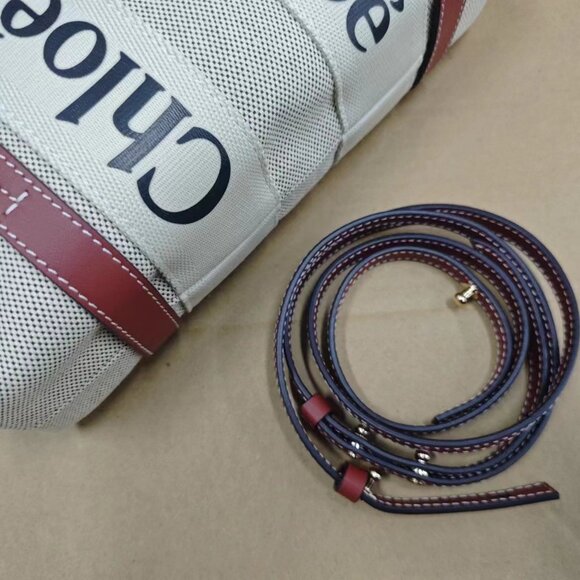 Chloe small woody tote with strap - Picture 9 of 13